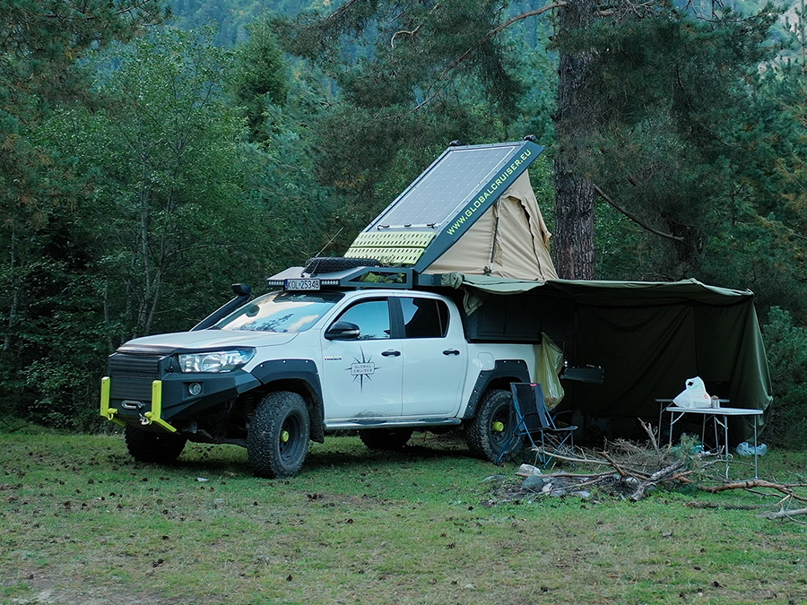 Toyota Hilux Global Cruiser Off Road Camping Wohnmobil
