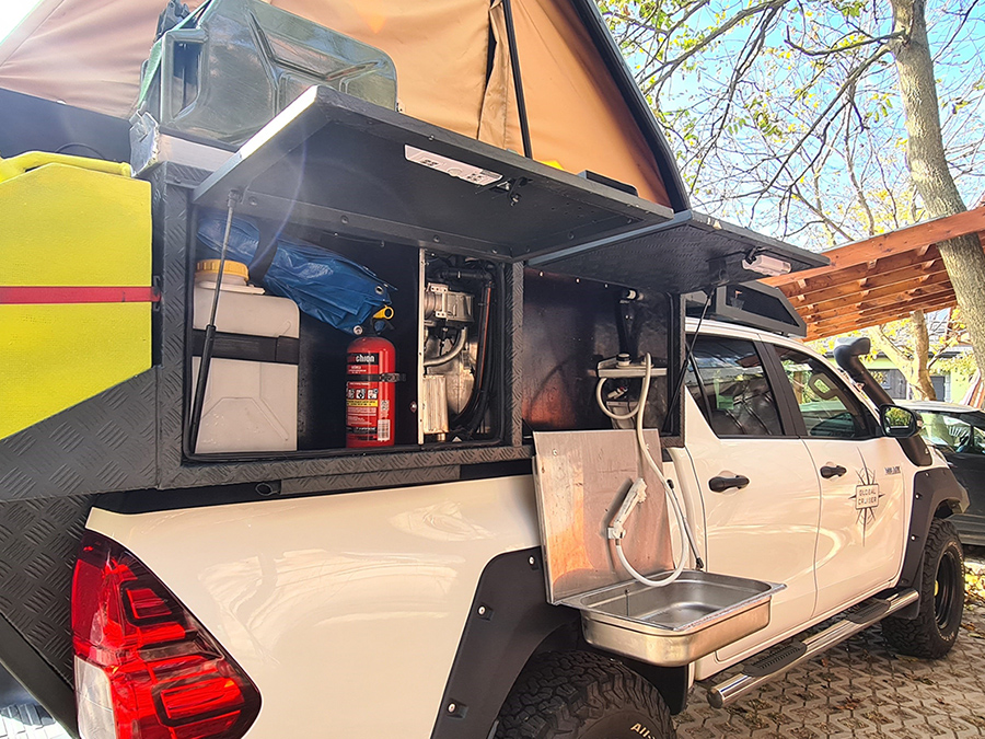 Toyota Hilux Global Cruiser Off Road Camping Wohnmobil