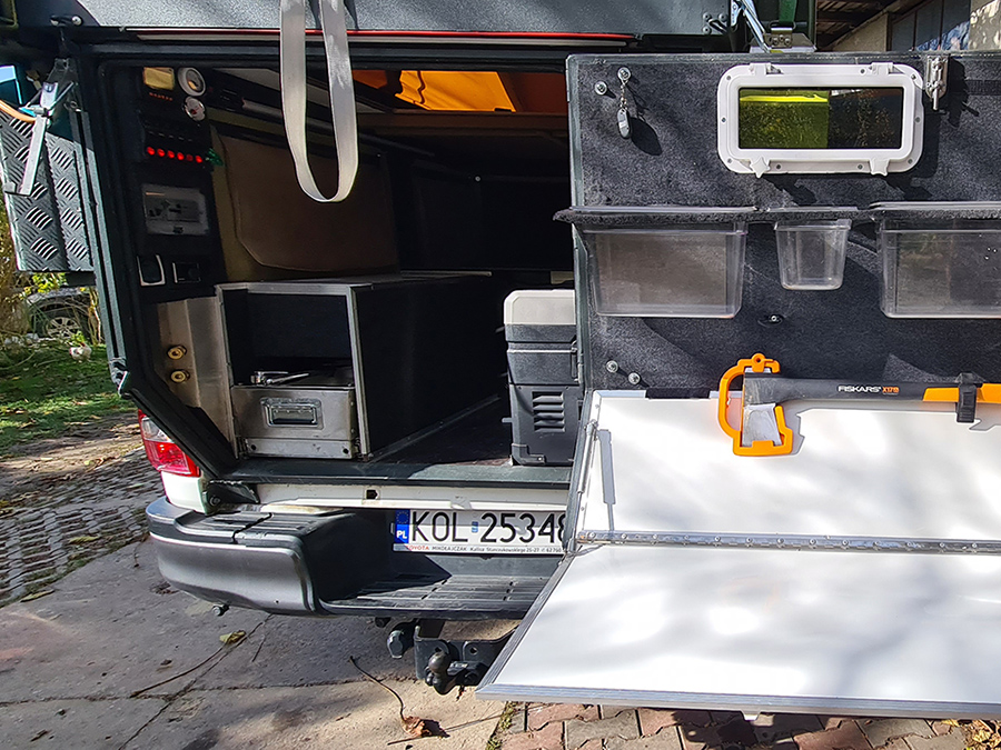 Toyota Hilux Global Cruiser Off Road Camping Wohnmobil